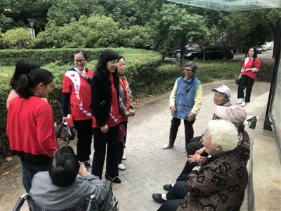 青山:深入社区倡导绿色出行