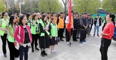 寻访红色公路 感受古韵学院