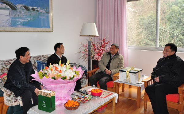 �人���쵼����ο���ں�Ժʿר��